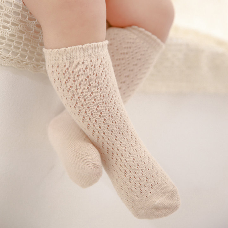 جوارب شبكية محبوكة للأميرات ال - مراجعة Baby Sock Oximeter وسعره